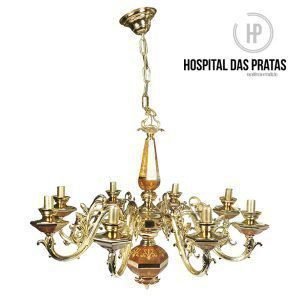 Lustre dourado