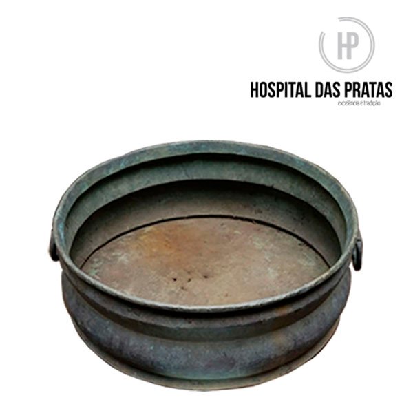Tacho cobre antes da restauração