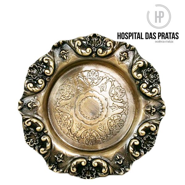 Prato de parede bronze velho