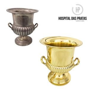 Champanheira dourada antes e depois da restauração