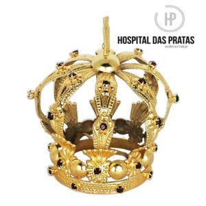 Coroa ouro com acabamento em dourado