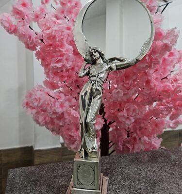Estatua art novaou