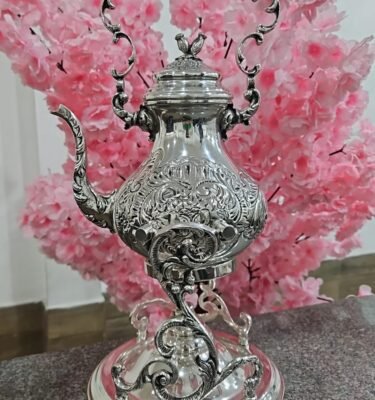 Samovar borda trabalhada